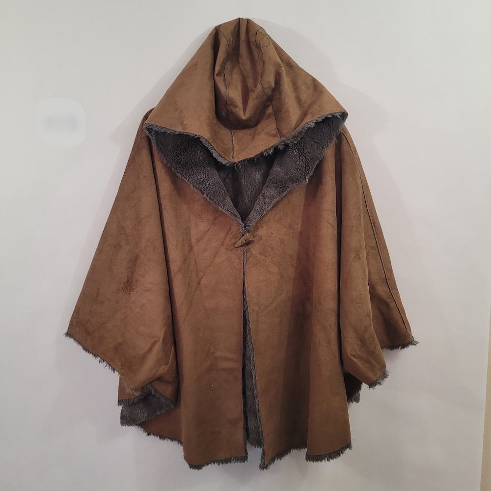 Appleseed's Faux Suede Hoodie Poncho Cape  L/XL